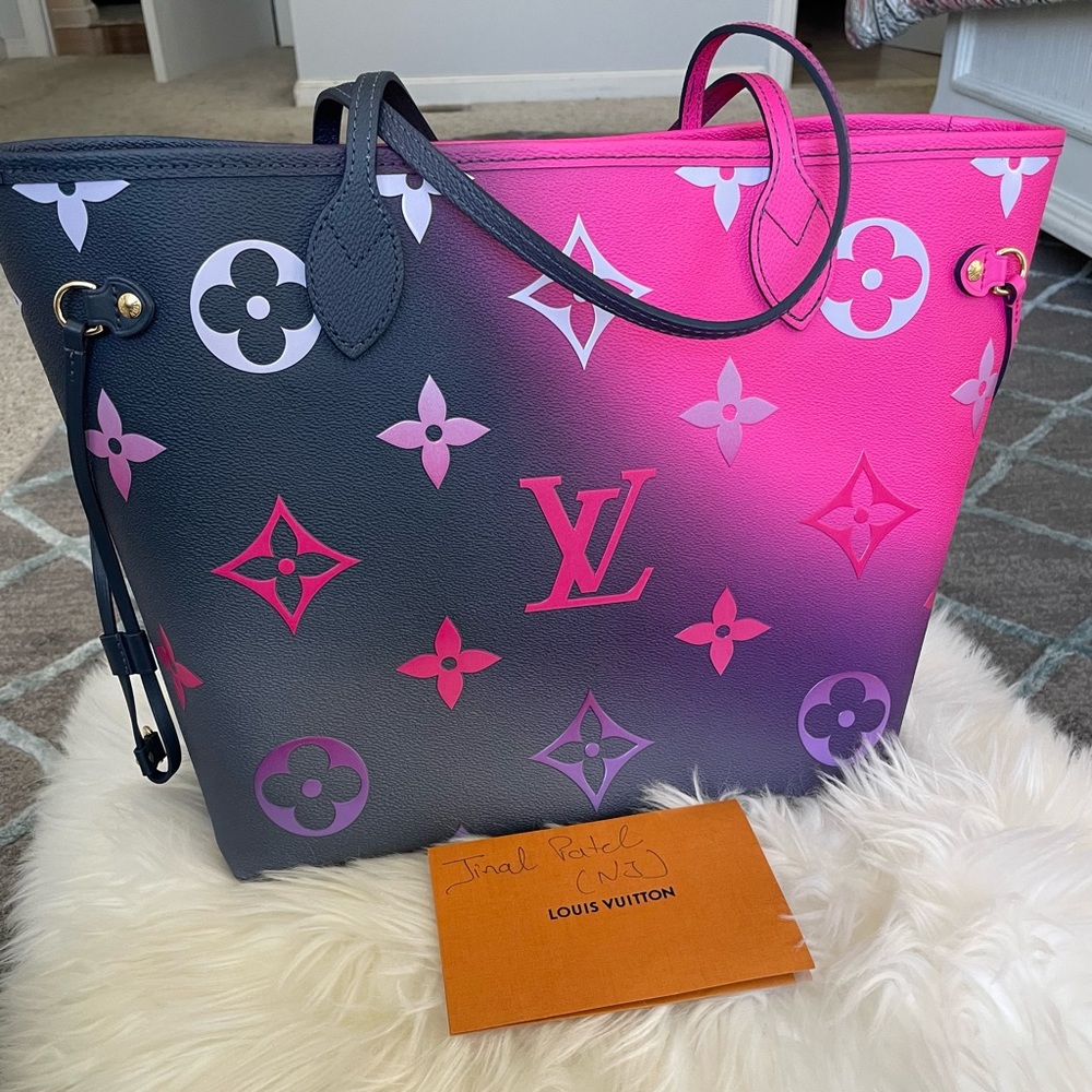 ❌SOLD❌Louis Vuitton nevderful midnight fuchsia tote only